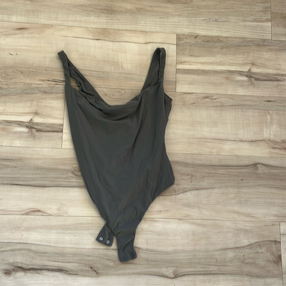 Skims Bodysuit